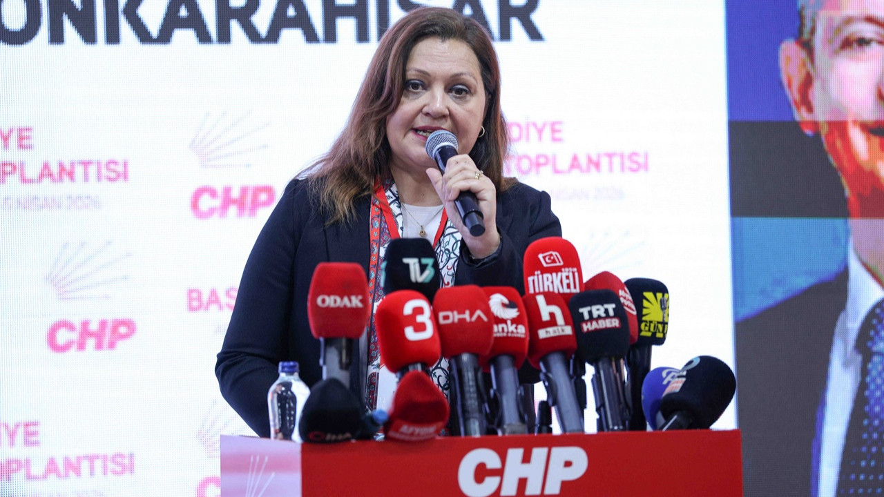 ak-partiye-transfer-iddialarinin-ardindan-burcu-koksala-ulasilamiyor-chpliler-sokakta-ltbl.jpg