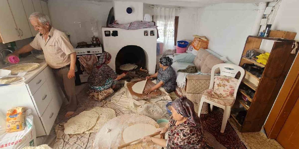 denizli-buldanda-imece-usulu-bayram-hazirligi-1.jpg