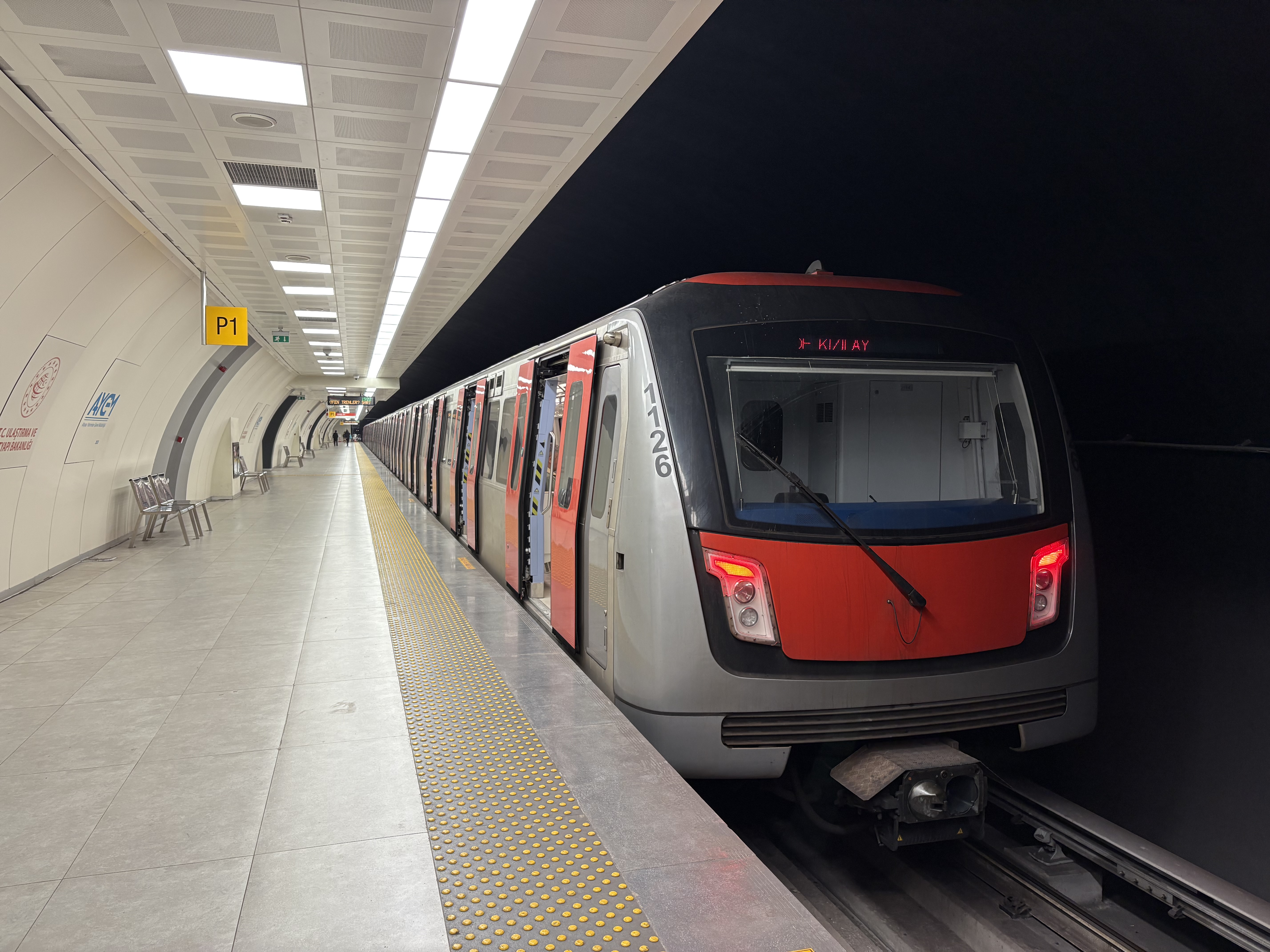 15-temmuz-kizilay-milli-irade-metro-istasyonu-m4-2025.jpg