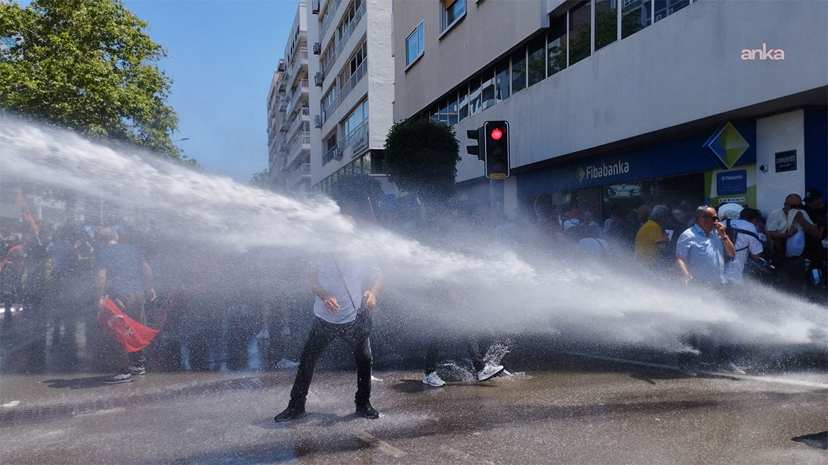 izmir.jpg