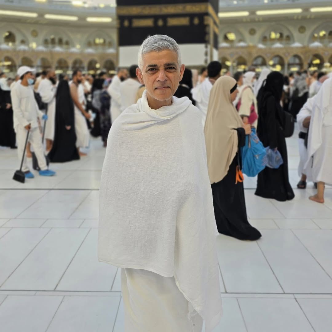 londra-belediye-baskani-sadiq-khan.jpeg