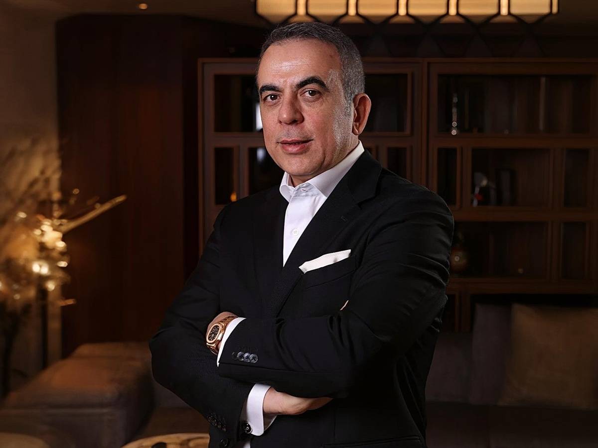 aydin-mistacoglu-kimdir.jpg