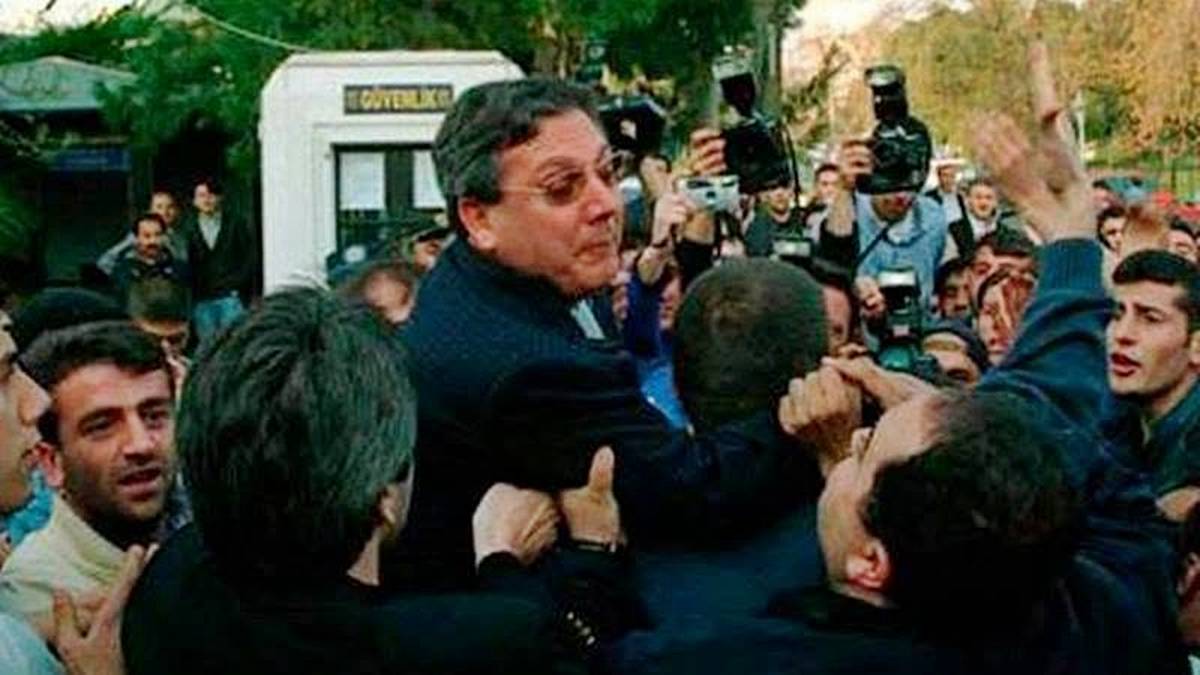 aziz-yildirim-kimdir-kac-yasinda-aslen-nereli-10.jpg