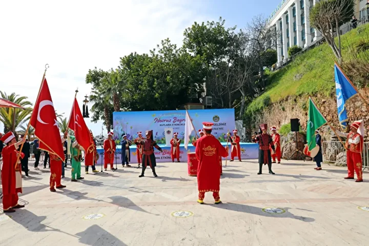 c2fb8178-nevruz5.webp