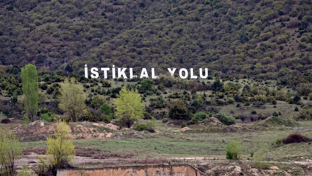 2026/06/09/inebolu-ankara-istiklal-yolu-neresi-1.jpg