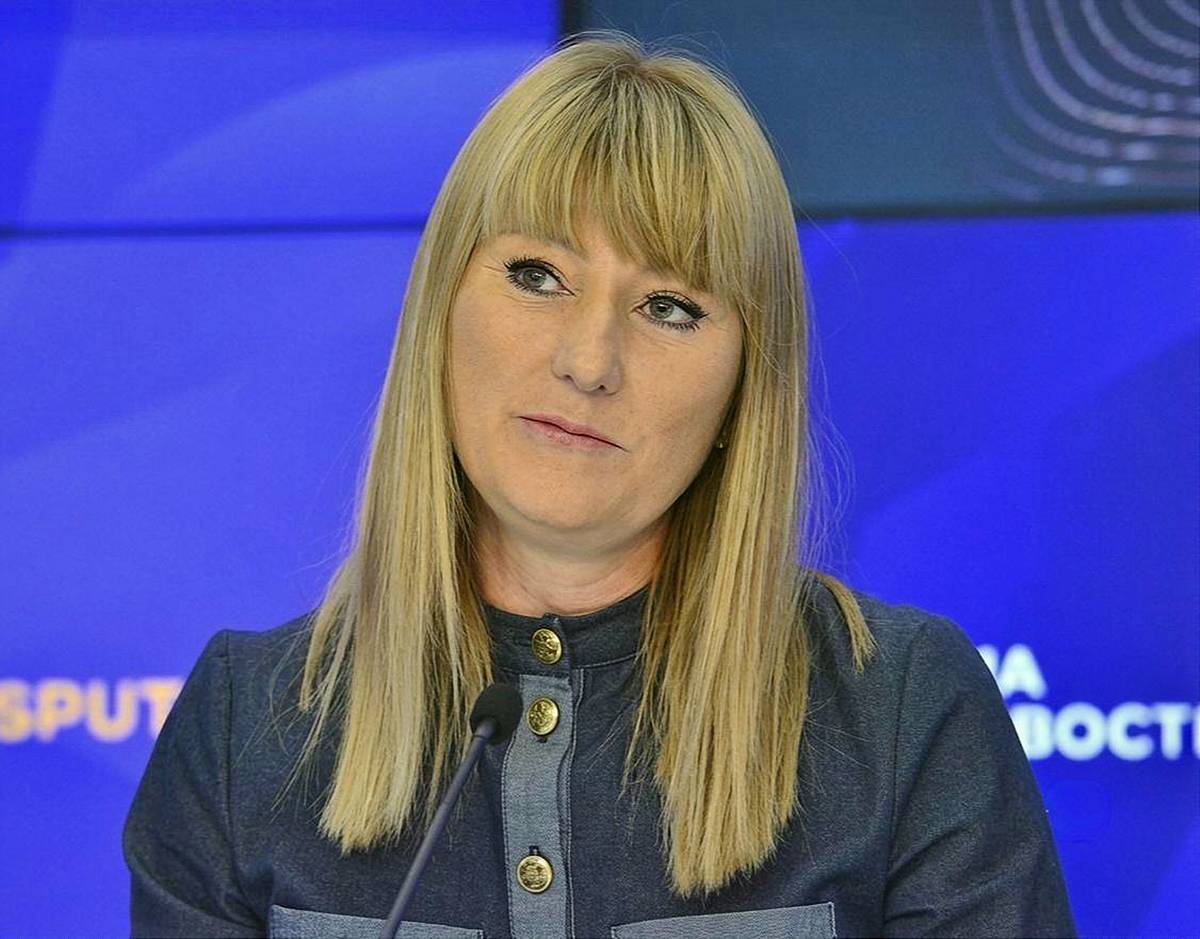 rus-milletvekili-svetlana-jurova-marina-markova-icin-ne-dedi-2.jpg