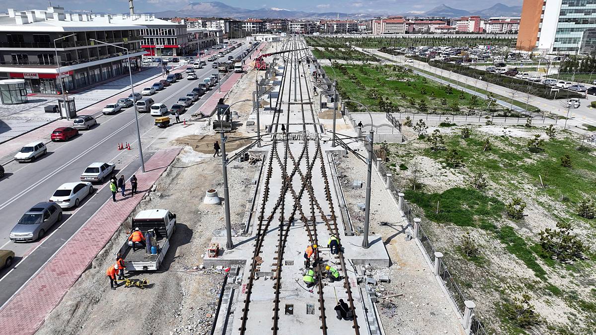 konya-stadyum-sehir-hastanesi-tramvay-hatti-ne-zaman-acilacak-neredne-gececek-18.jpg
