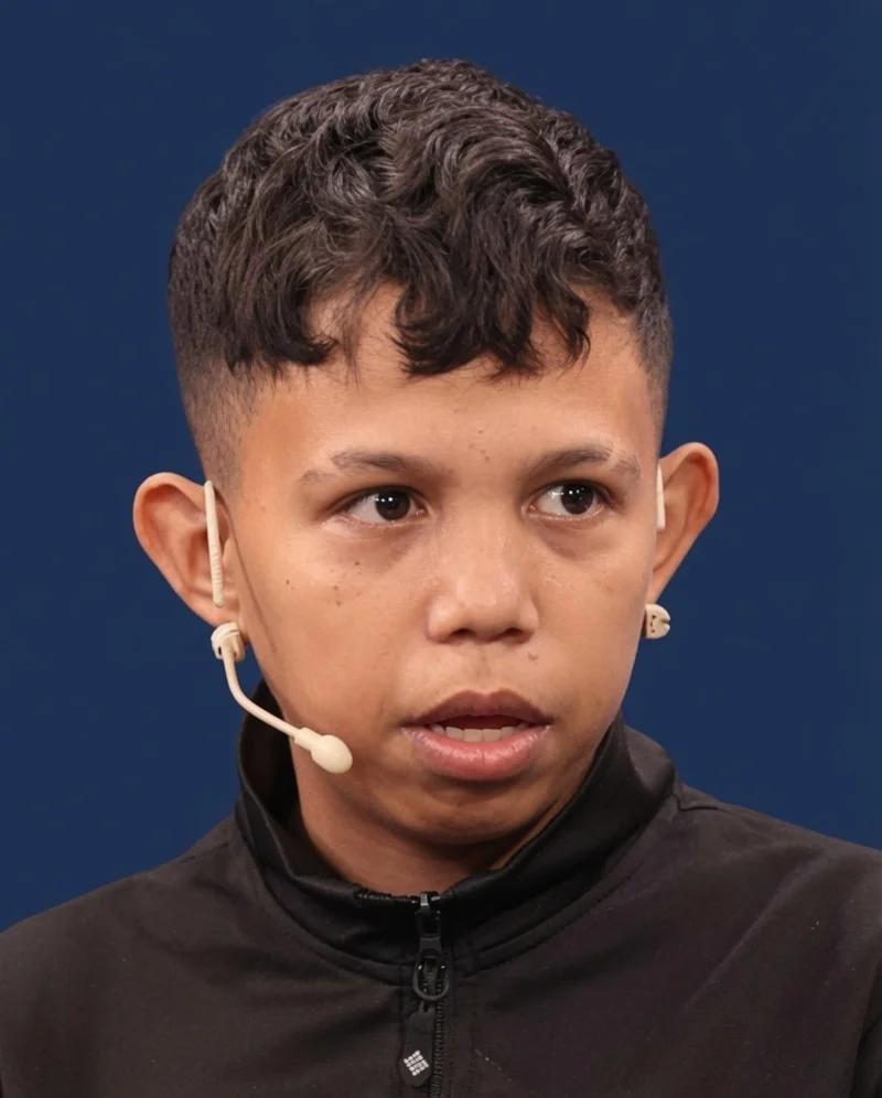 6a2bfe160b290930-w912xh1136.webp