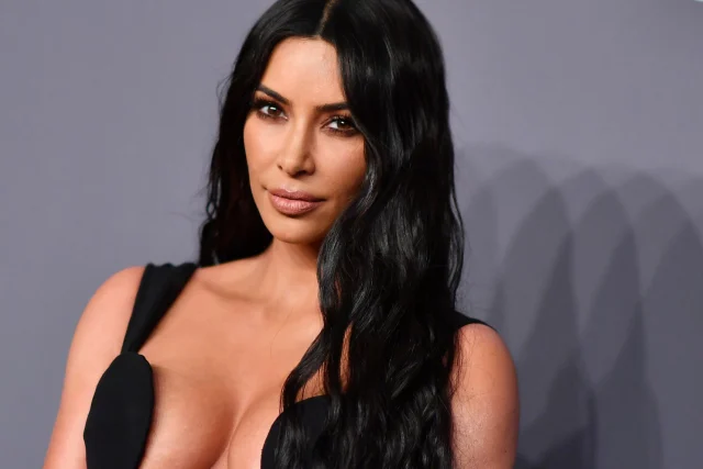 kim-kardashianin-a-milli-takim-0d9d63069a-5151-1-m.webp