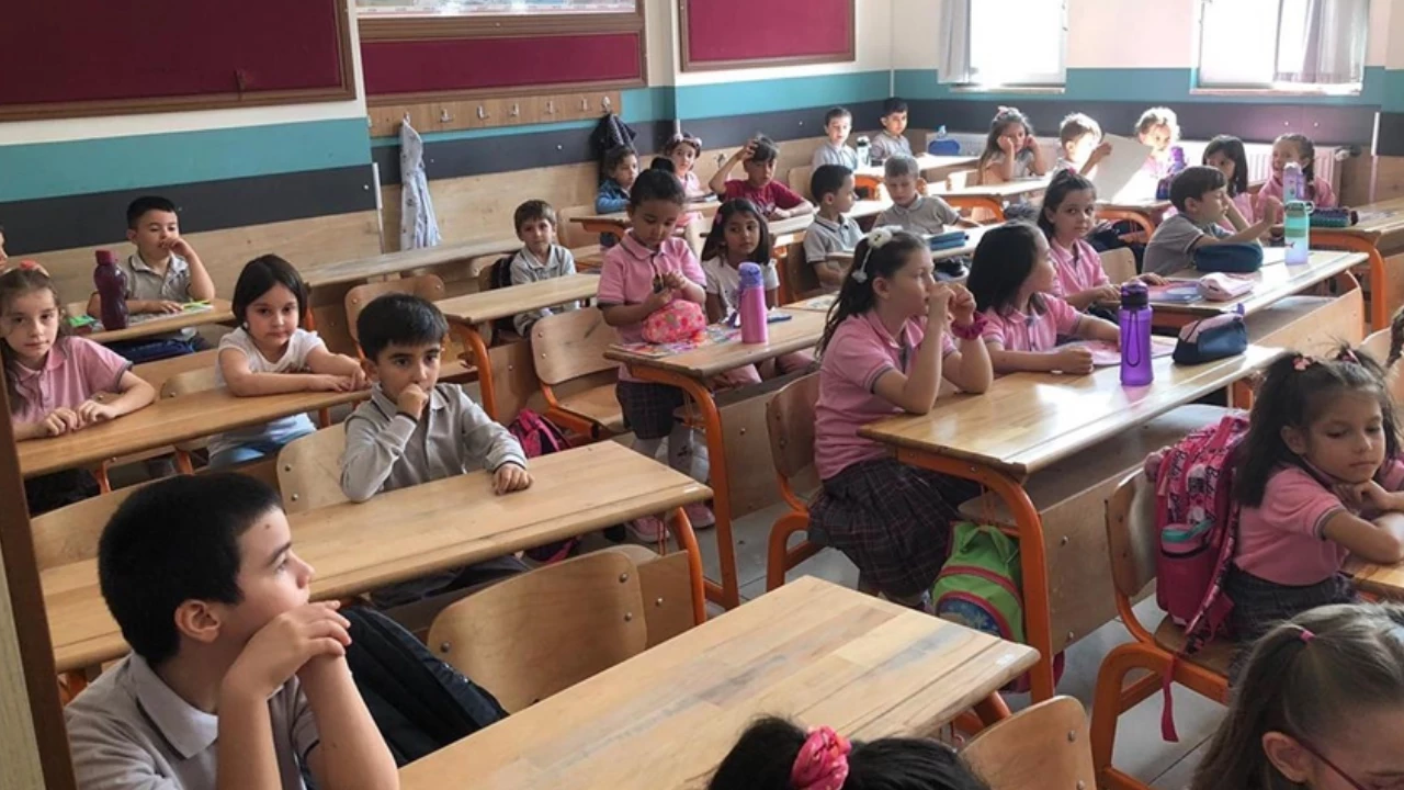 ara-tatil-ucc9-cover.webp