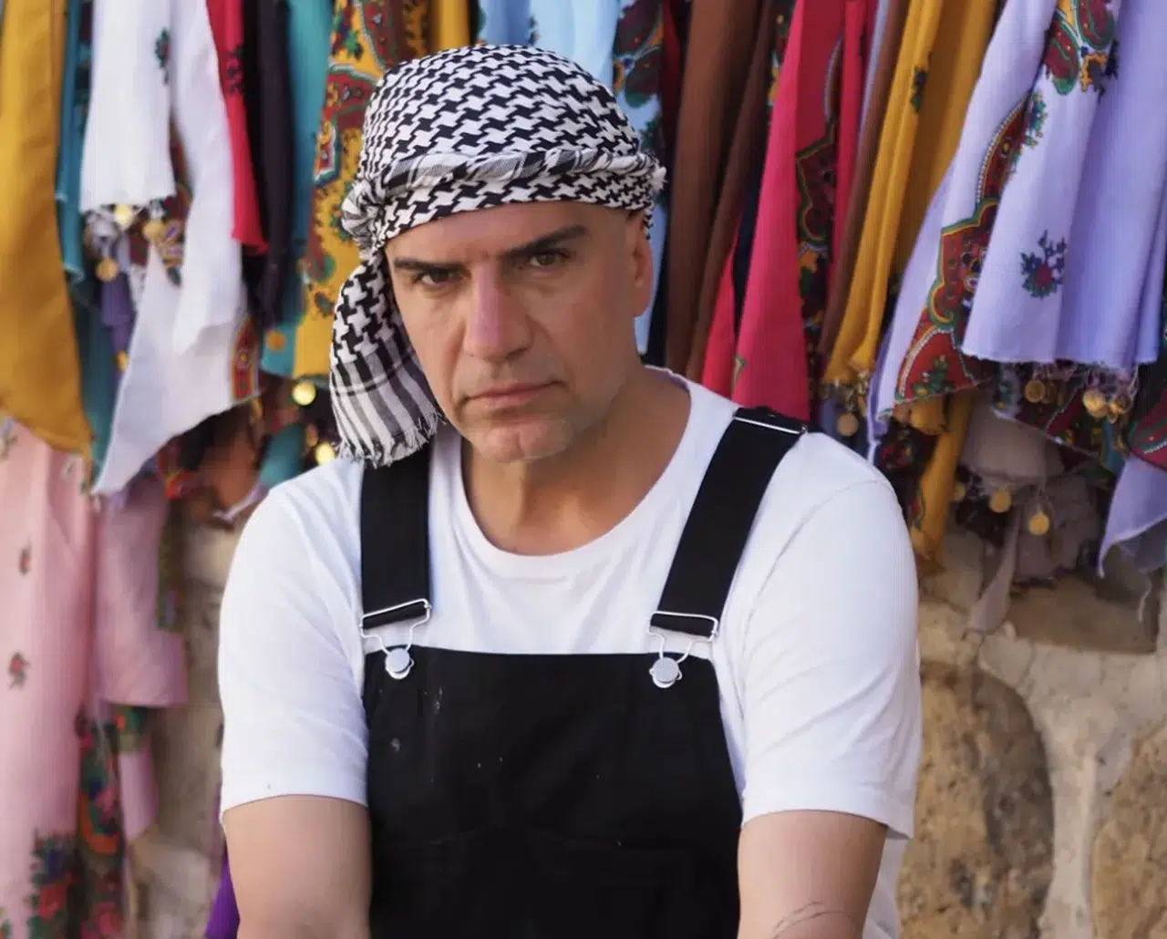 uskz-berdan-mardiniden-yillardir-beklenen-mardin-sarkisi-geldi.webp