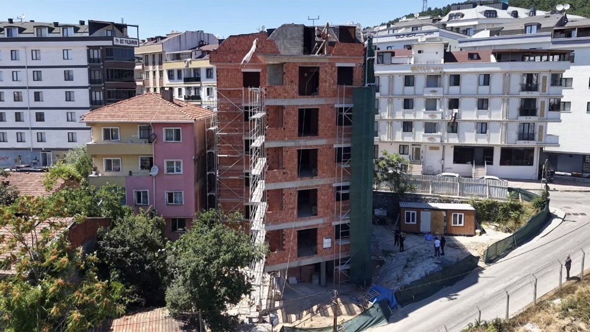 cccbasliksiz-2.jpg