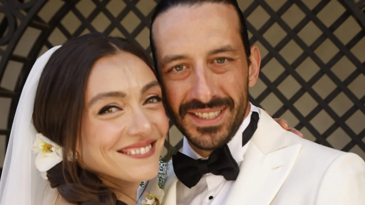 merve-dizdardan-bebek-mujdesi-ilk-kez-anne-olmaya-hazirlaniyor-1800597-20260701153518.jpg