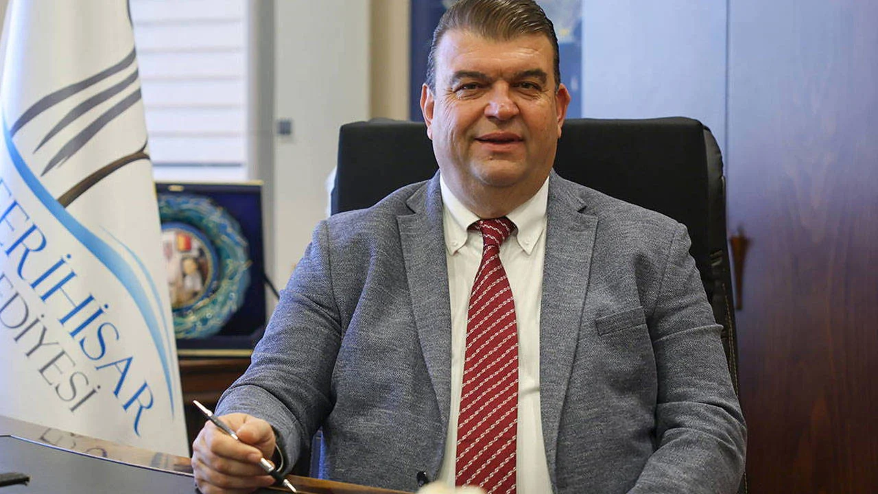 seferihisar-belediyesi-ne-operasyon-baskan.webp