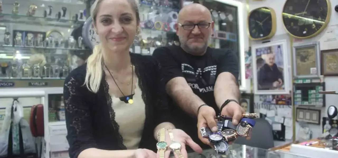 tugce-bayram-saat.jpg
