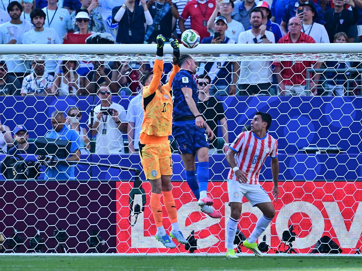 paraguay-fransa-kac-kac-bitti-9.jpg