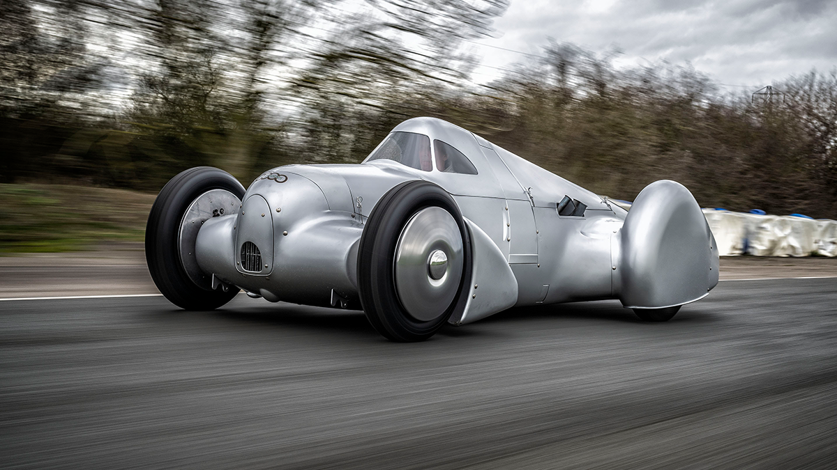 audi-le-mans-car-prototype.png