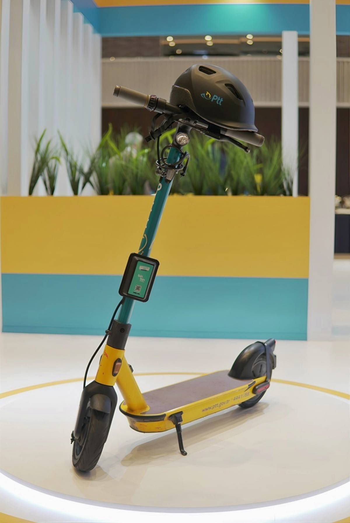 ptt-kargo-teslimatlari-elektrikli-scooter-ile-mi-yapiyor-3.jpg