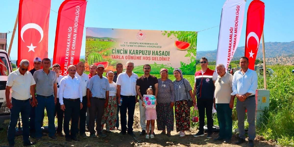 aydinda-cincin-karpuzu-hasadi-2.jpg