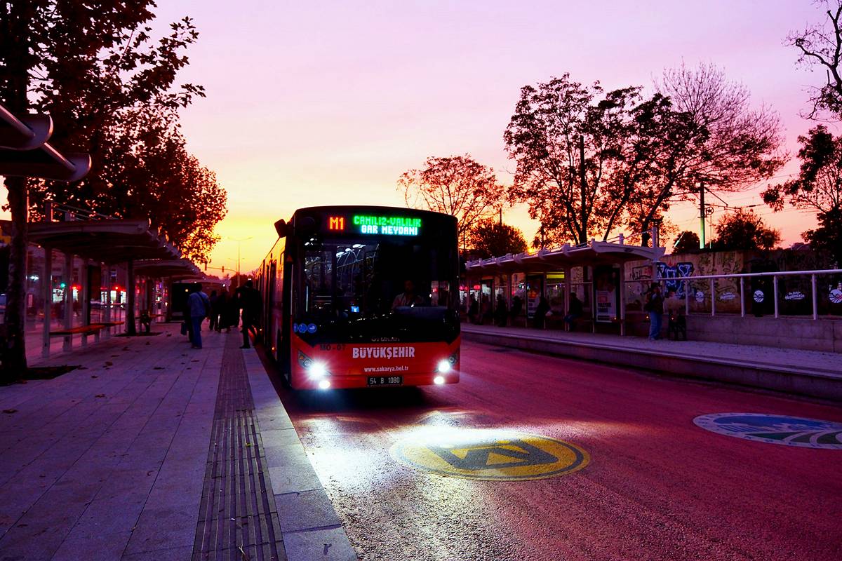 sakaryada-metrobus-var-mi-sakarya-metrobus-duraklari-nelerdir-6.jpg