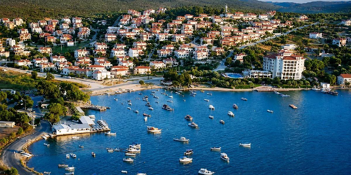 cesme-ildiri-koyu-1.jpg