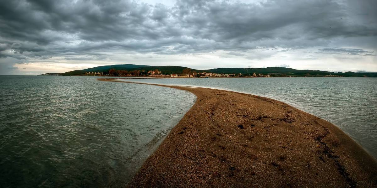 urla-ozbek-koyu-2.jpg