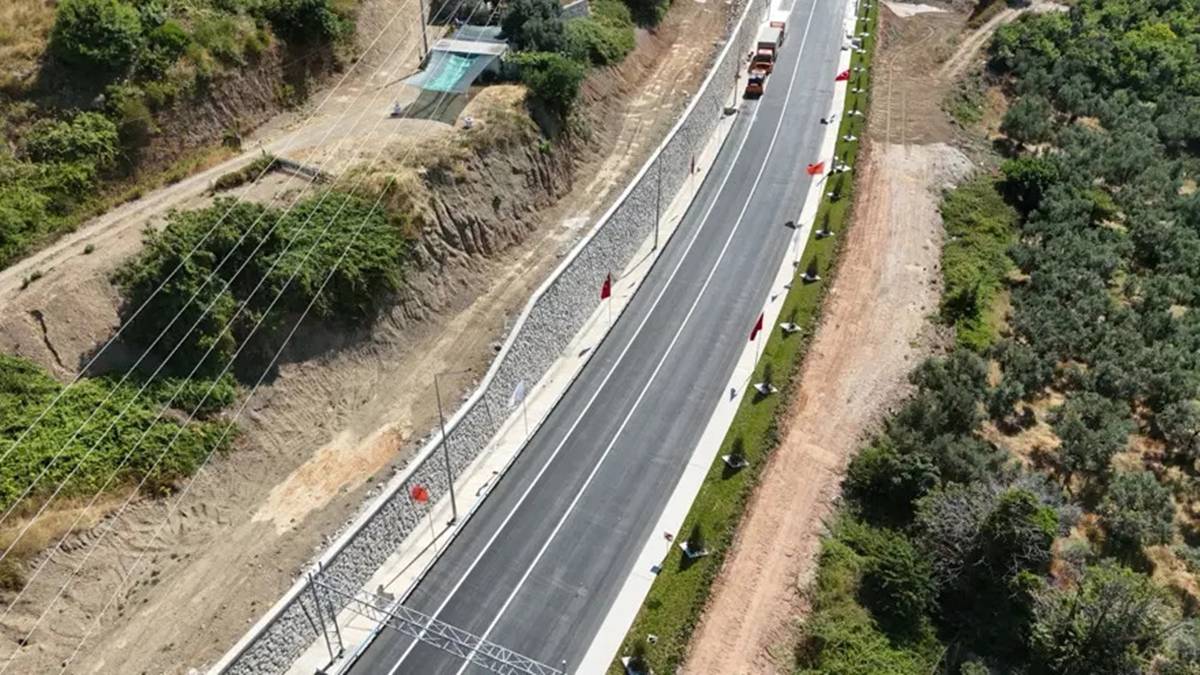 yalova-armutlu-yolu-acildi-mi-2.jpg