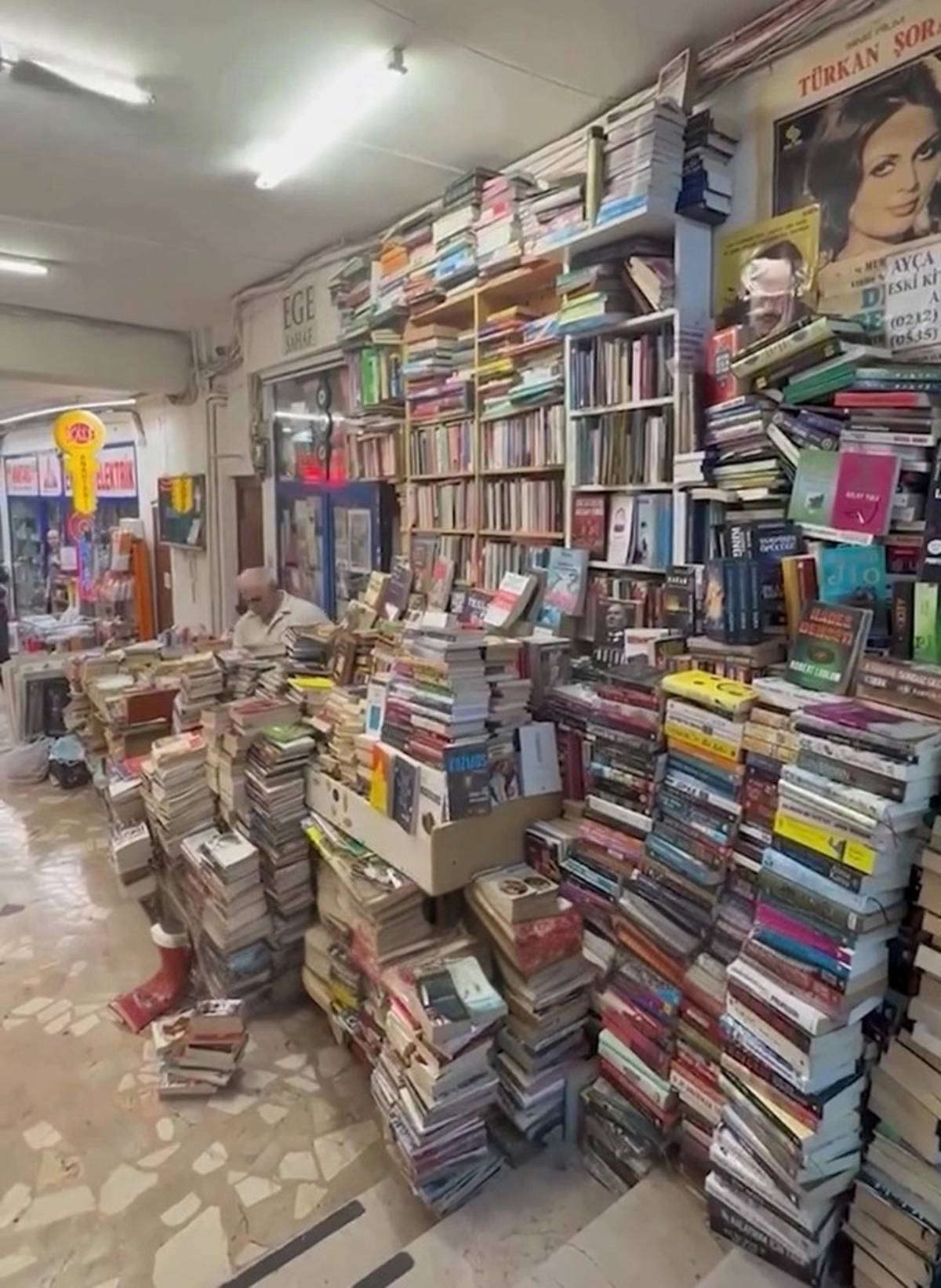 cocuklara-kitap-secerken-nelere-dikkat-edilmeli-2.jpg