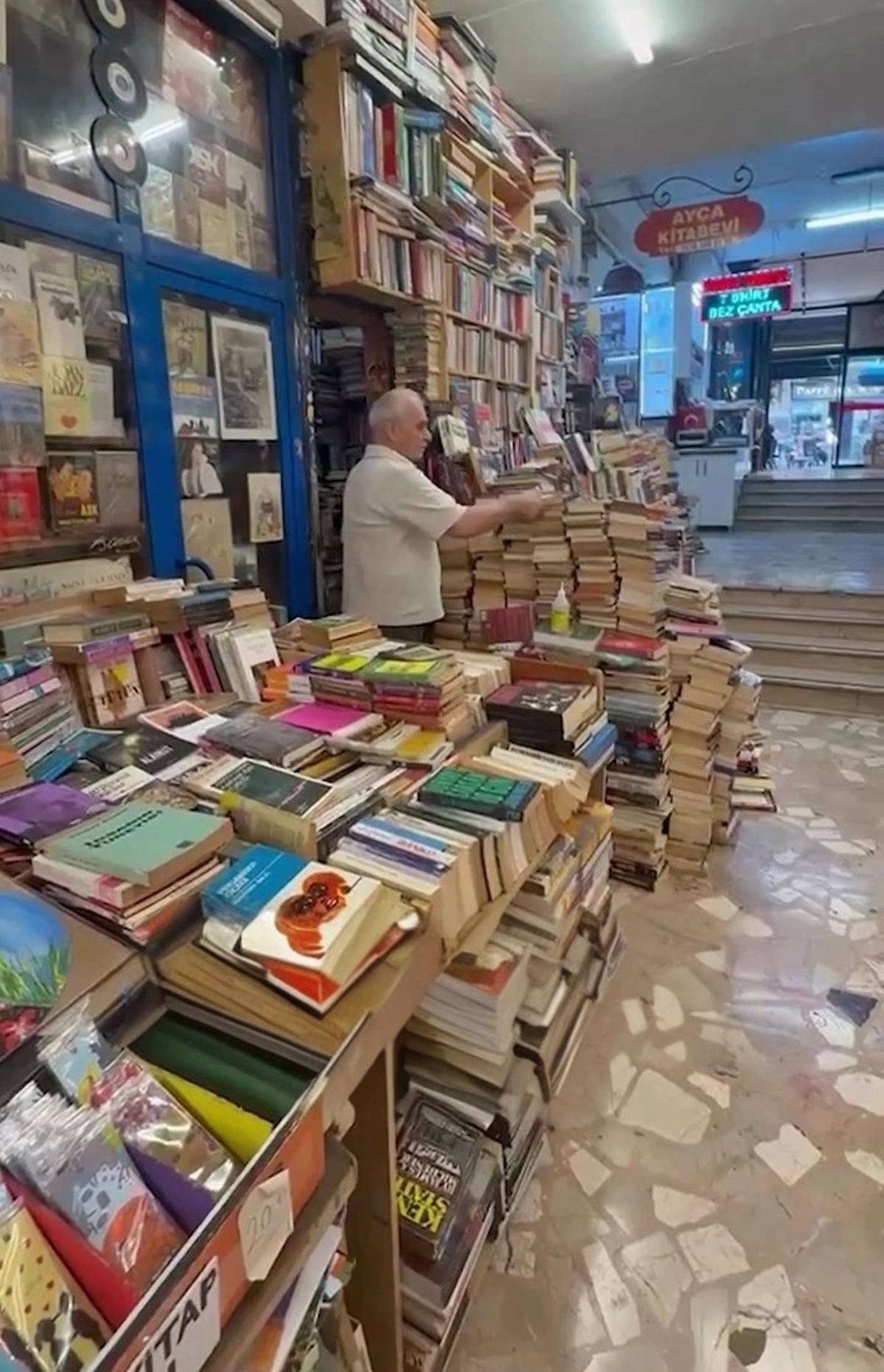 cocuklara-kitap-secerken-nelere-dikkat-edilmeli-8.jpg
