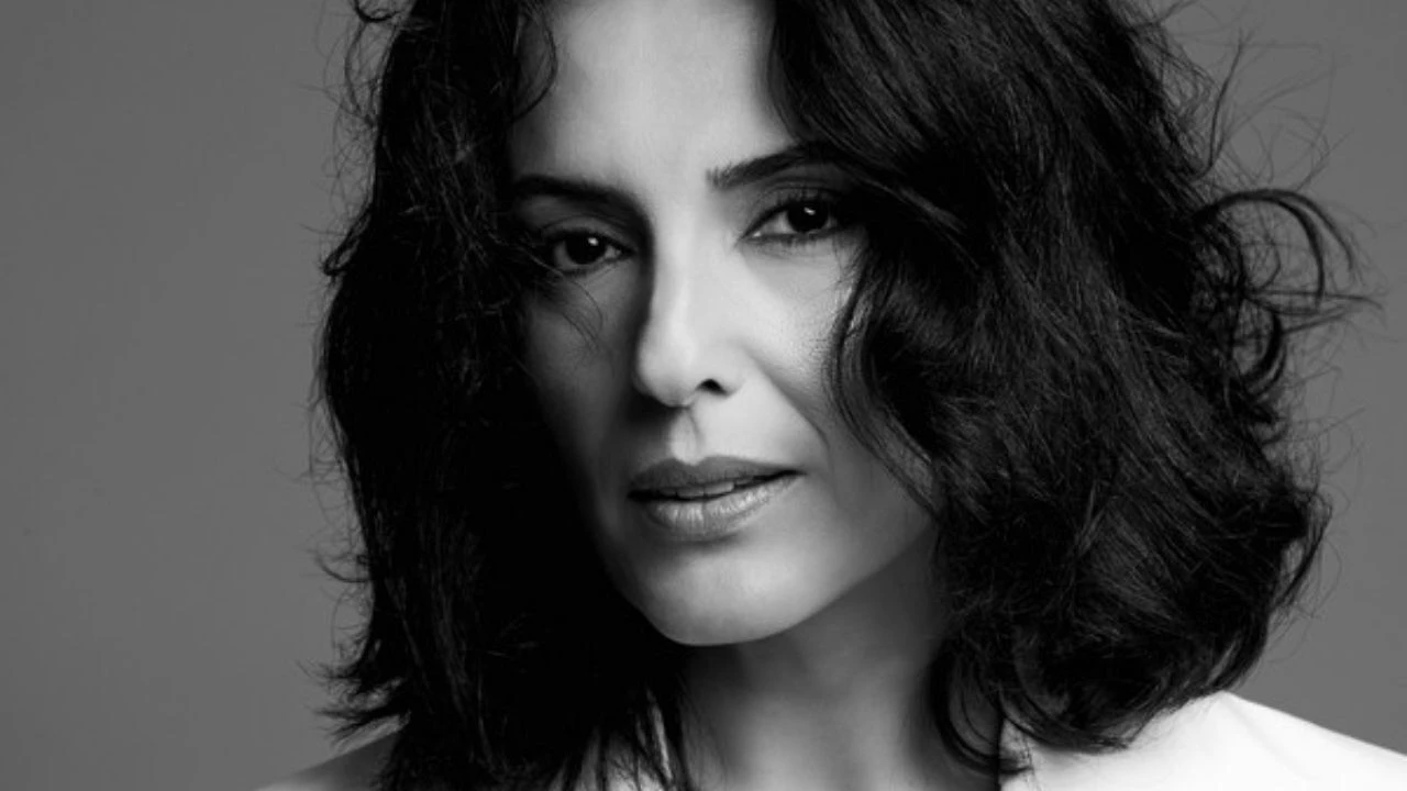zeynep-baksi-karatag-kimdir-zeynep-baksi-karatag-neden-gundemde-2.webp