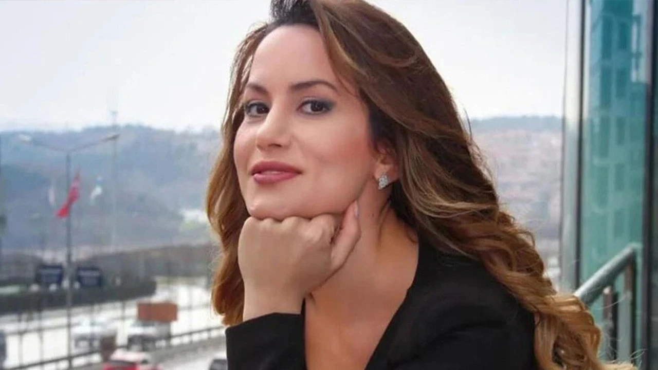 yildiz-asyali-kiminle-evli-zxfm-iq1p.webp