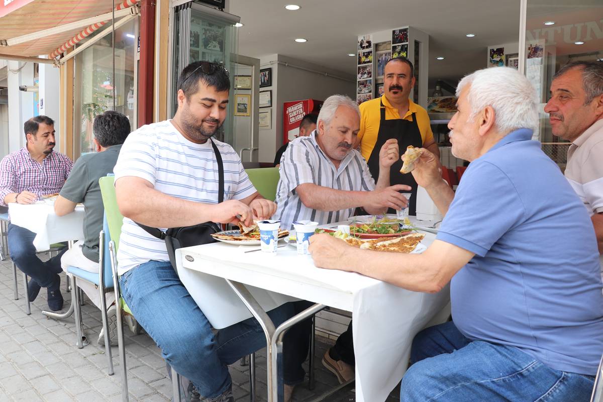 50-tl-lahmacun-gercek-mi-2.jpg