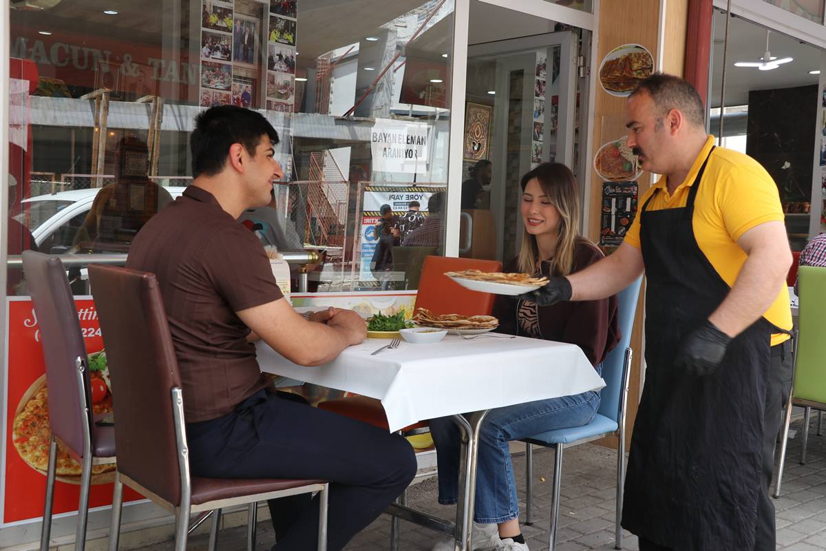 50-tl-lahmacun-gercek-mi-6.jpg