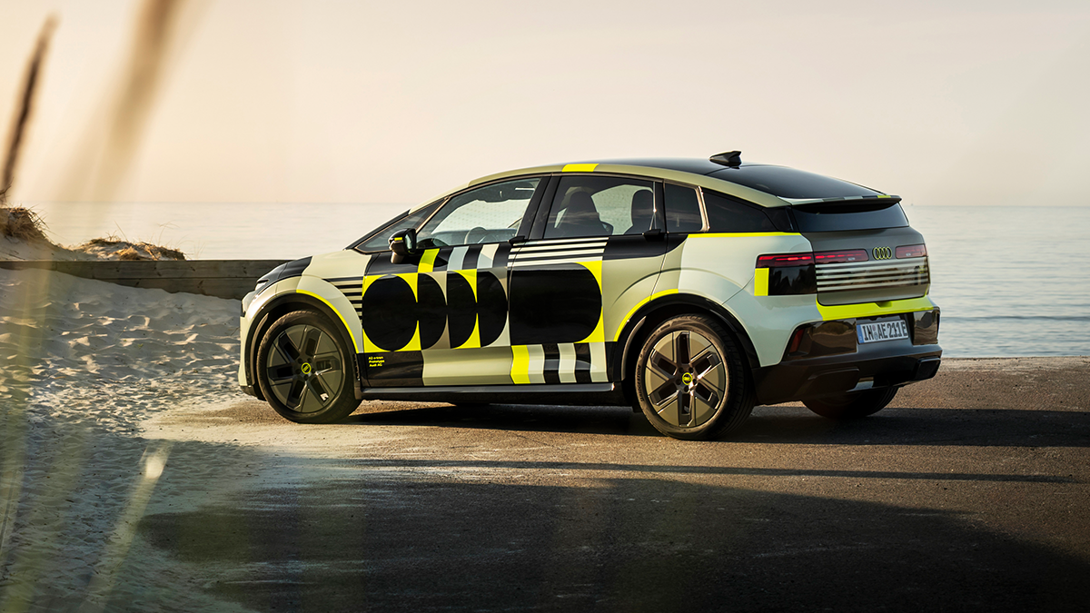 audi-a2-e-tron-yan-profil.png