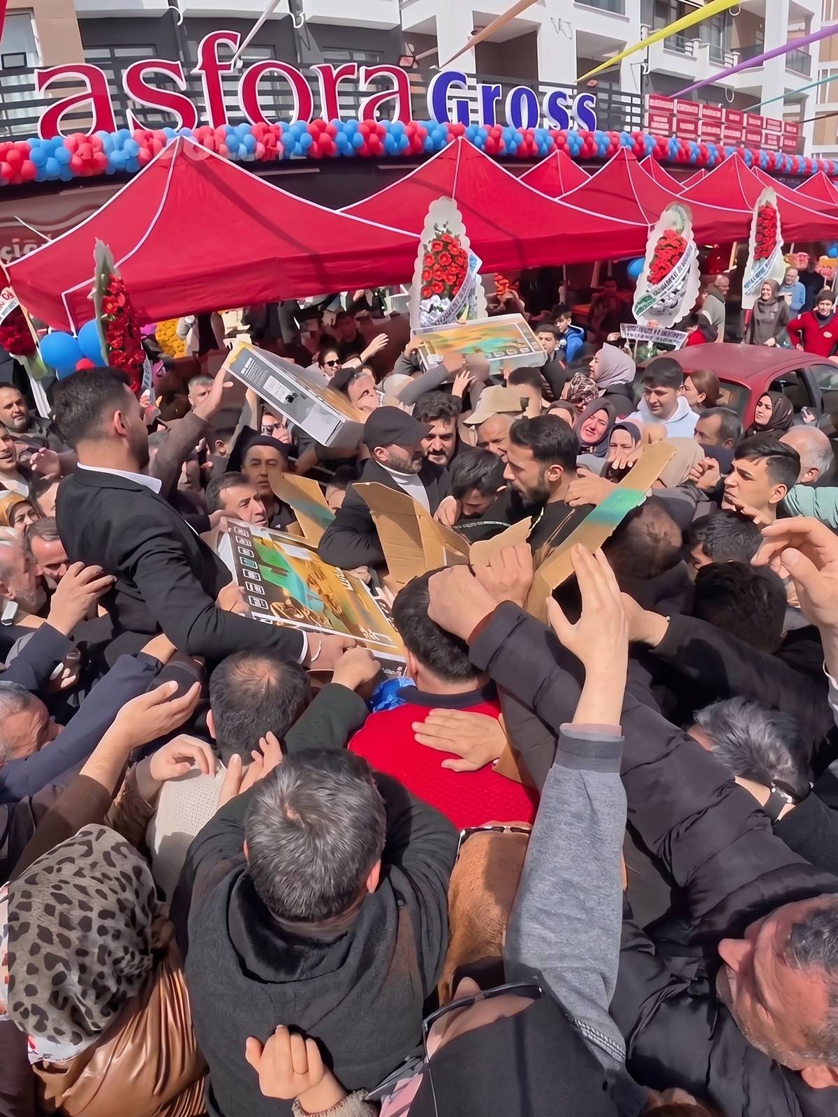 market-acilis-izdihami-6.jpg