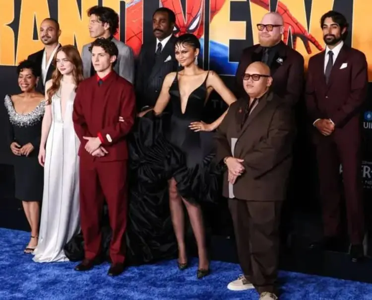 tom-holland-yeni-spider-man-filmiyle-servetine-servet-katti-aldigi-ucret-dudak-ucuklatti-1786021309-9481-w750-h604.webp