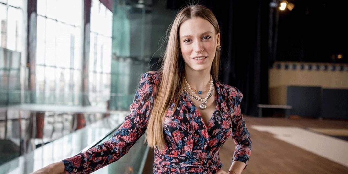 serenay-sarikaya.jpg