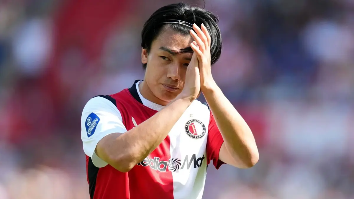 t25-fenerbahceden-ayase-ueda-769.webp