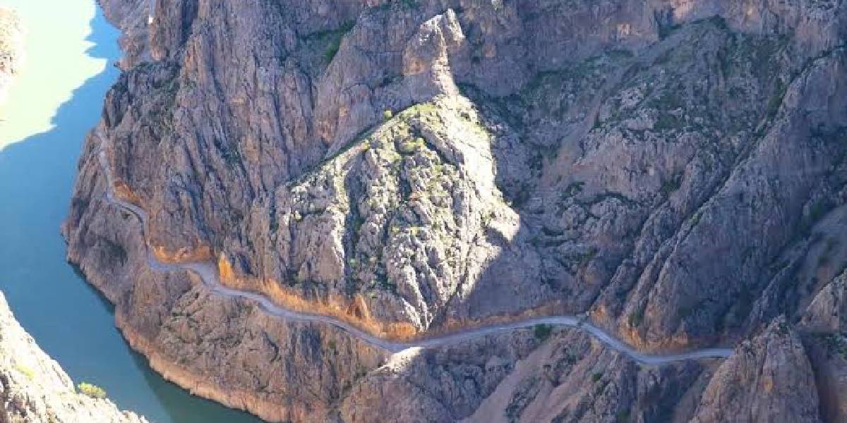 erzincan-tas-yolu-1.jpg