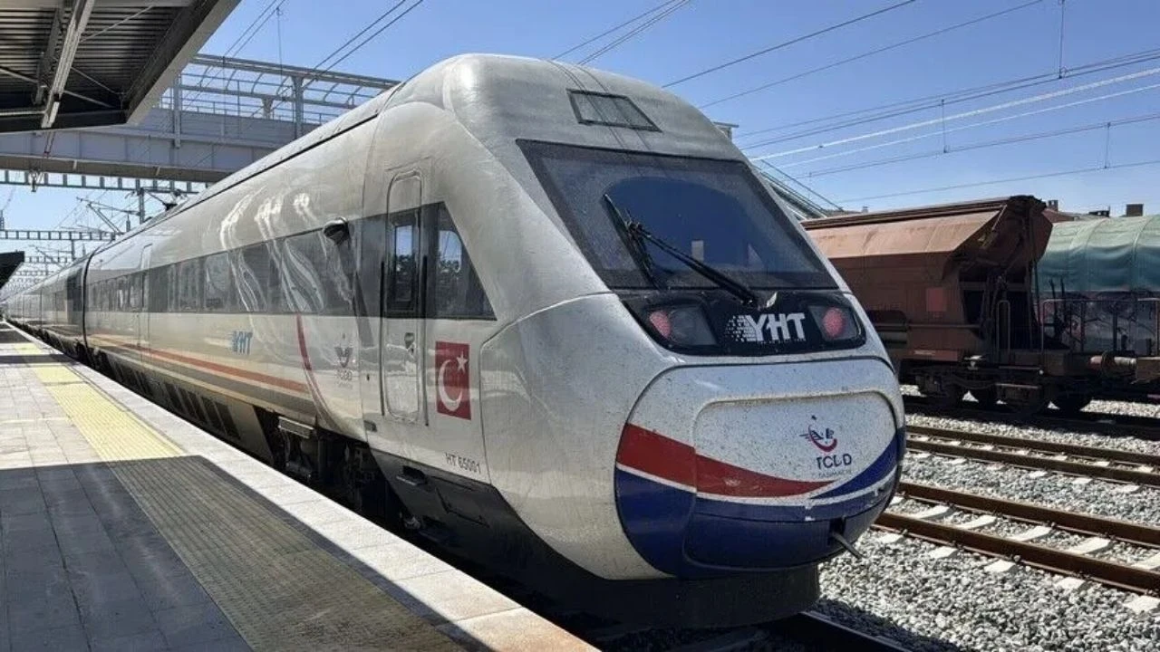 yuksek-hizli-tren-biletlerine-zam-iste-hat-hat-yeni-fiyatlar.webp