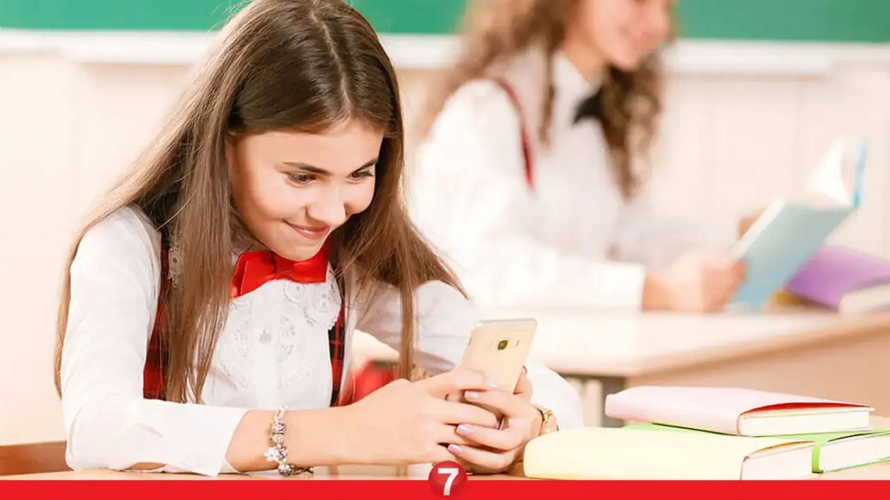 okullarda-cep-telefonu-ve-tablet-kullanimi-yasaklandi-mi-meb-acikladi-1725456093-2654.webp