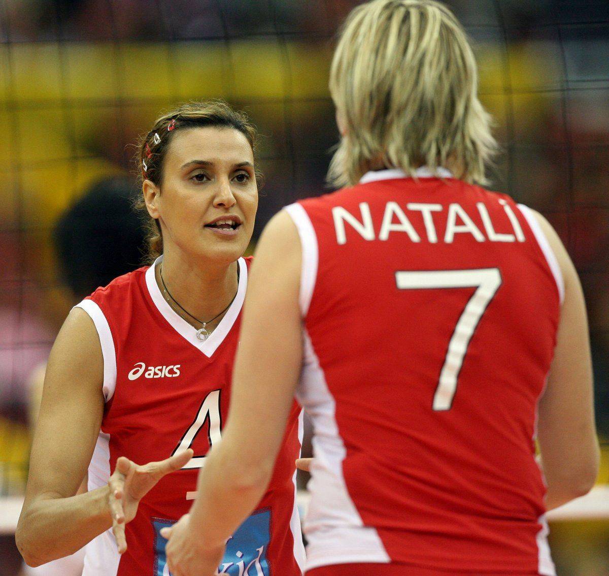 a-milli-kadin-voleybol-takimi-2003-kadrosu-2.jpeg