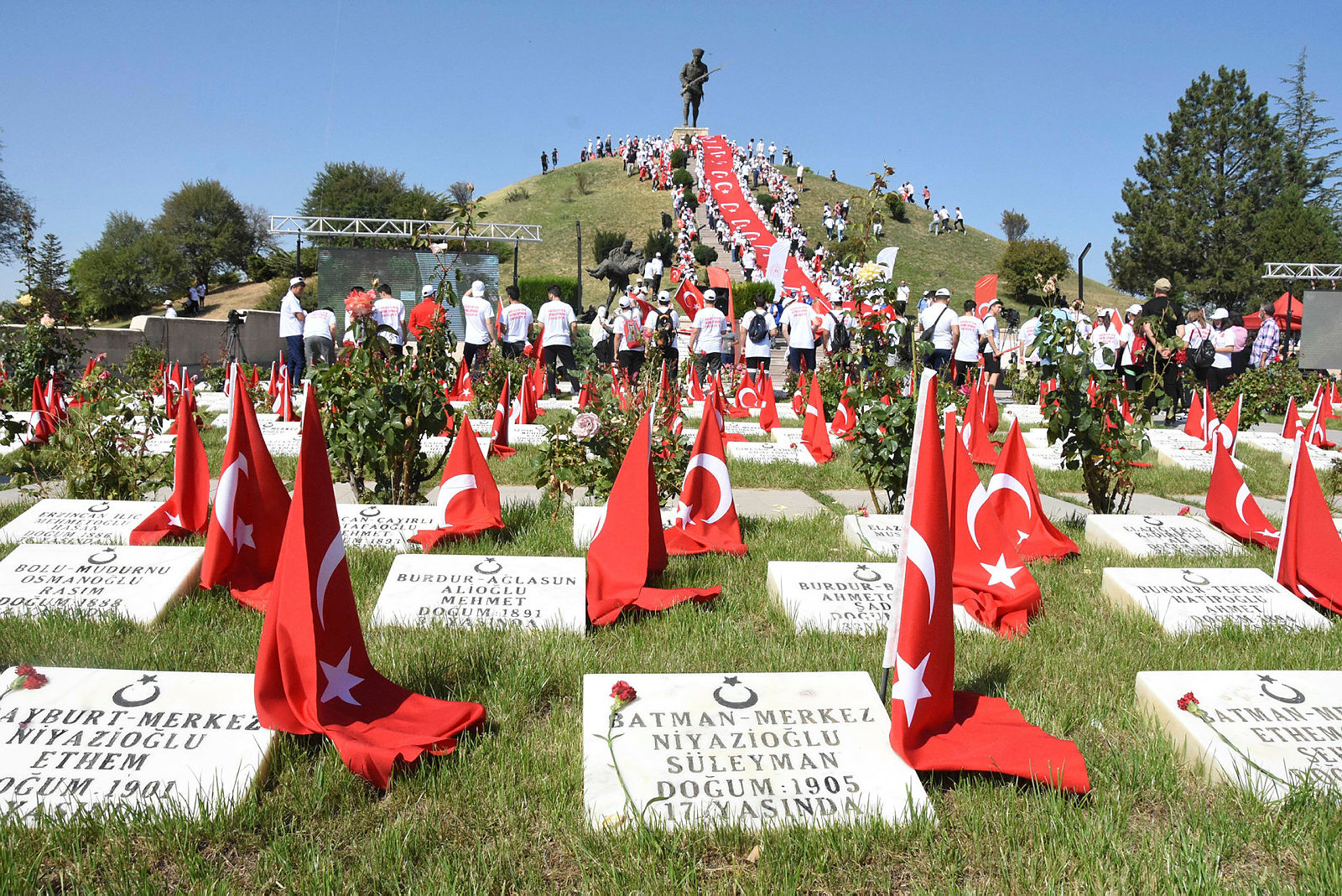 30-agustos-resmi-tatil-mi-30-agustos-hangi-gune-denk-geliyor-30-agustos-zafer-bayrami-kac-gun-tatil-olacak-4-g-1660133633209.jpg