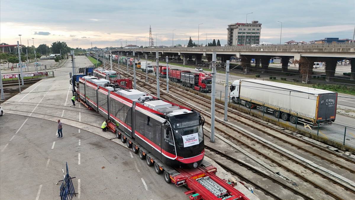 samsun-yeni-tramvay-araclari-geldi-mi-13.jpg