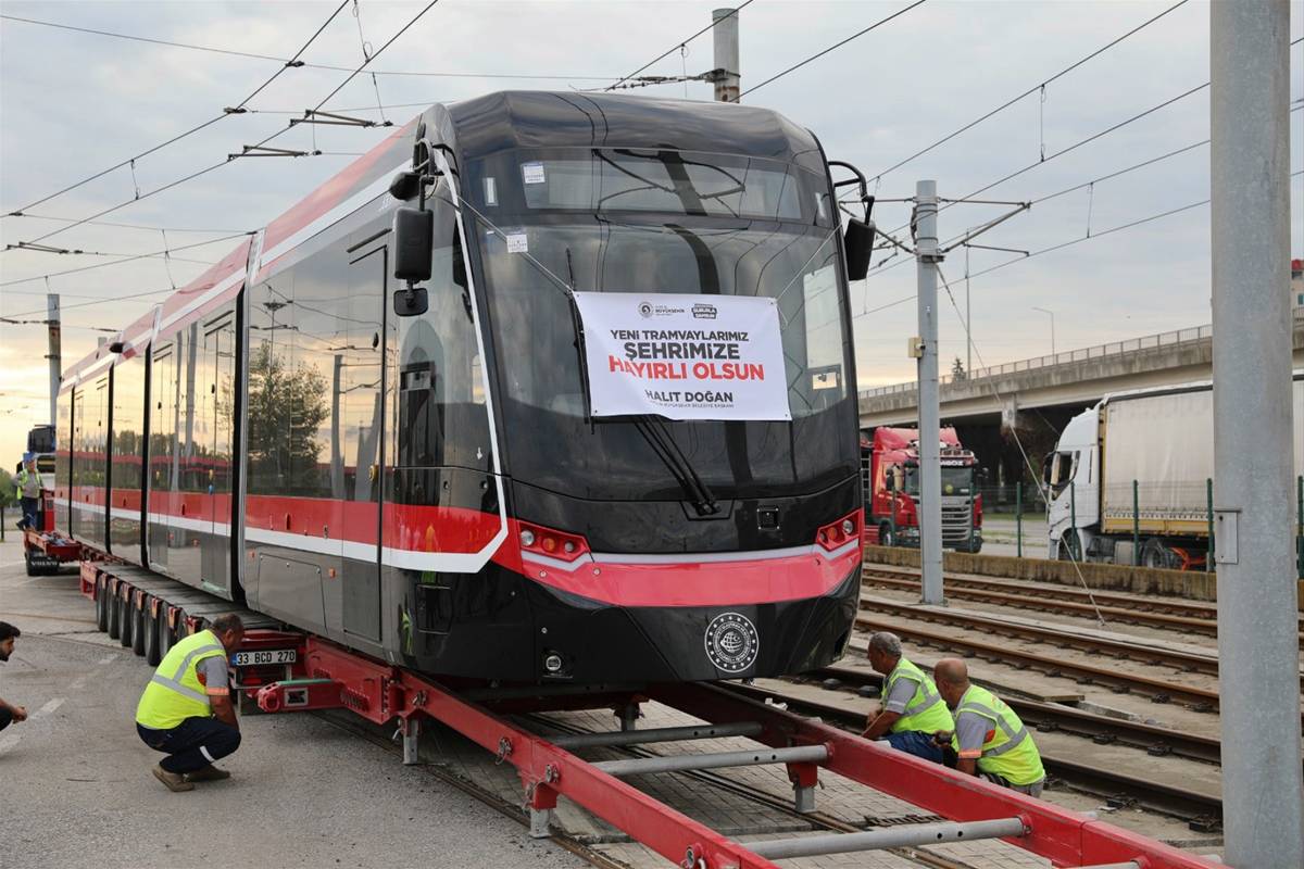 samsun-yeni-tramvay-araclari-geldi-mi-7.jpg