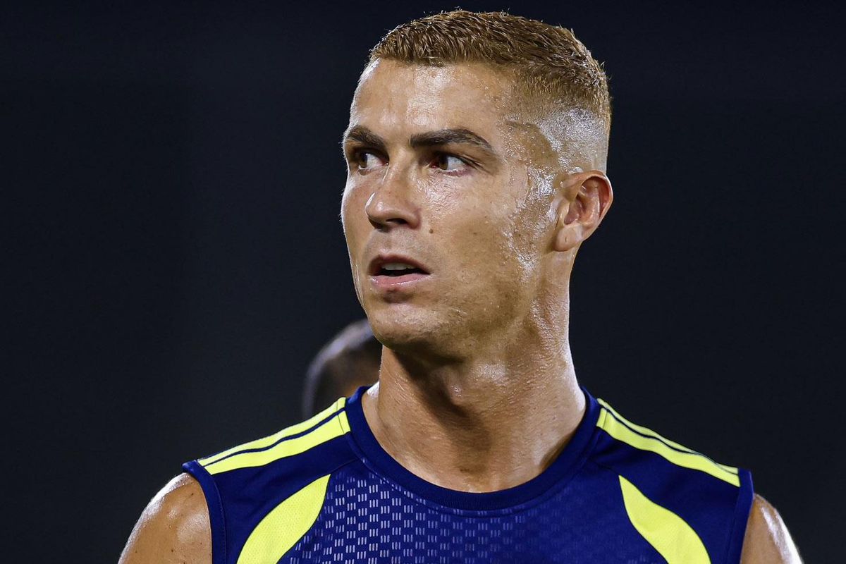 suudi-basini-cristiano-ronaldoyu-hedef-aldi-demek-941f36e960-amp.jpg