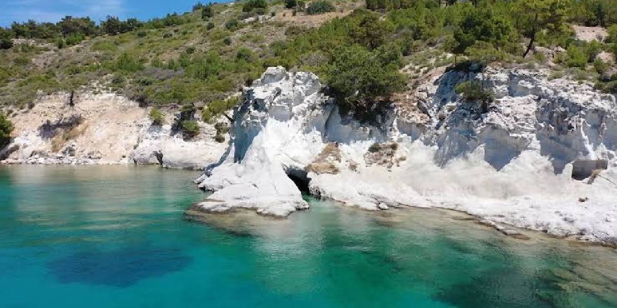 manal-koyu-1.jpg