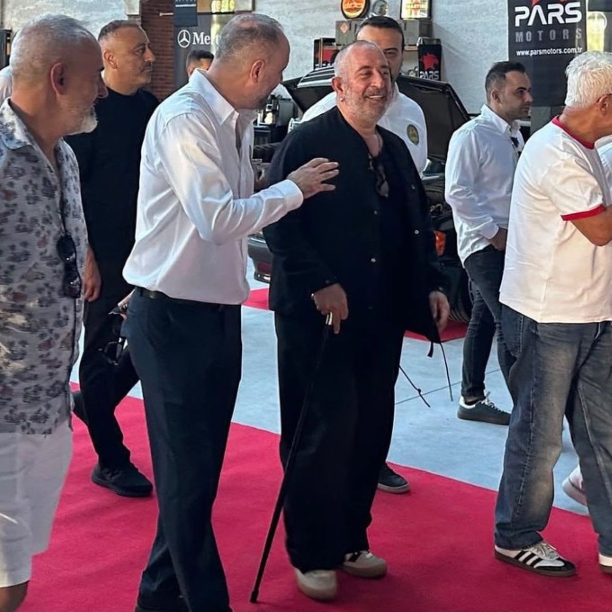 cem-yilmaz-saglik-durumu-nasil-1.jpg