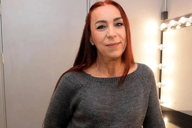 leman-sam-dan-yalova-konserinde-belediyeye-sert-elestiri-ben-boyle-bir-sey-gormedim-1756122686-981-large.webp