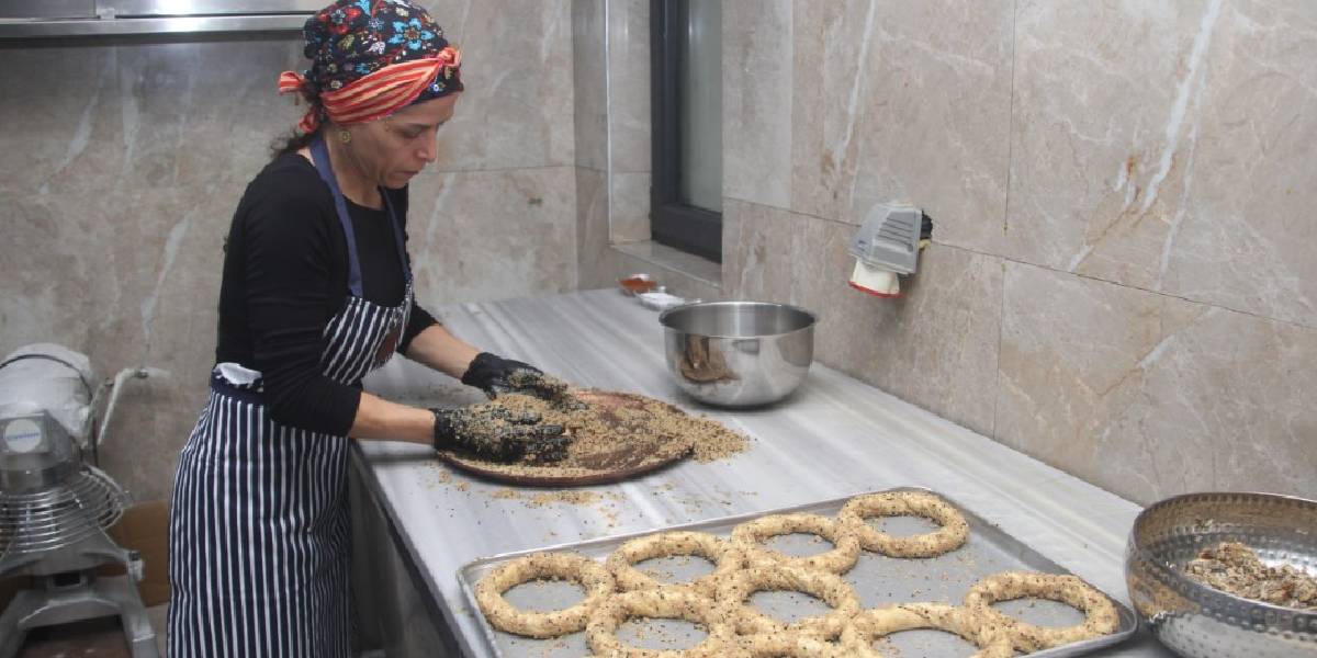 orduda-hamsili-simit.jpg